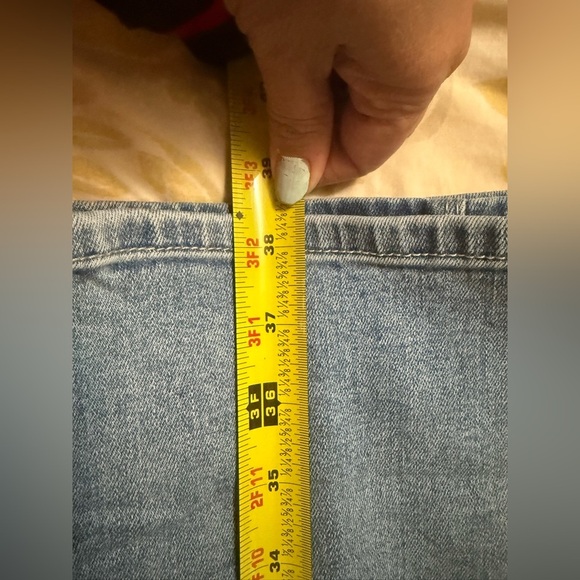 Hudson Women's Midrise Jeans Straight Leg Stretch Icy Blue Denim NWT Size 12/32 - Picture 8 of 12